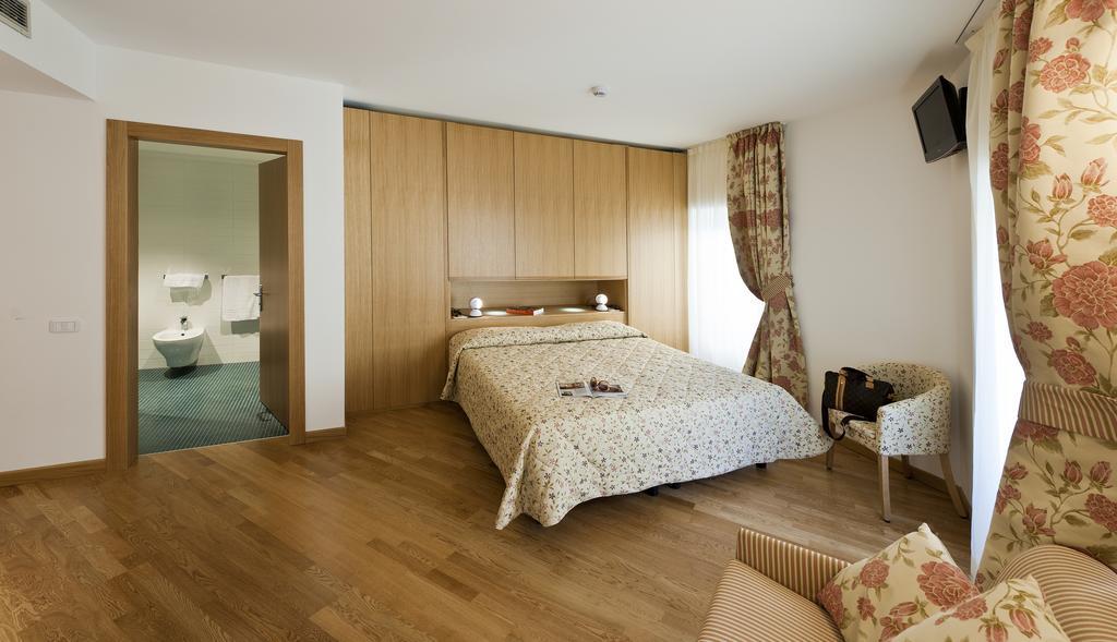 Hotel Romanda Левико-Терме Экстерьер фото